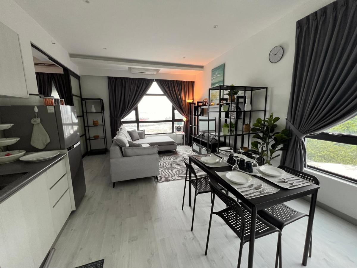 Jesselton Quay Suite By Backyard كوتا كينابالو المظهر الخارجي الصورة
